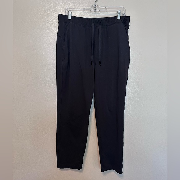 Old Navy Active - Women’s High Rise Black Joggers - Large - Picture 1 of 5
